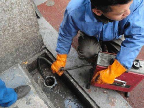 曲水疏通下水道